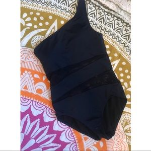 One-Shoulder One Piece Swimsuit